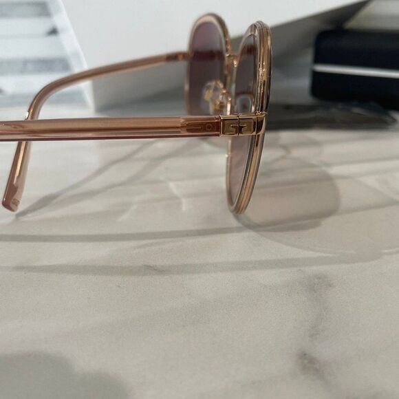 NIB GIVENCHY GV7182 Ladies Gold Tone Pilot Sunglasses main image 4